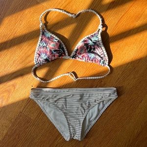 Roxy two piece bathing suit